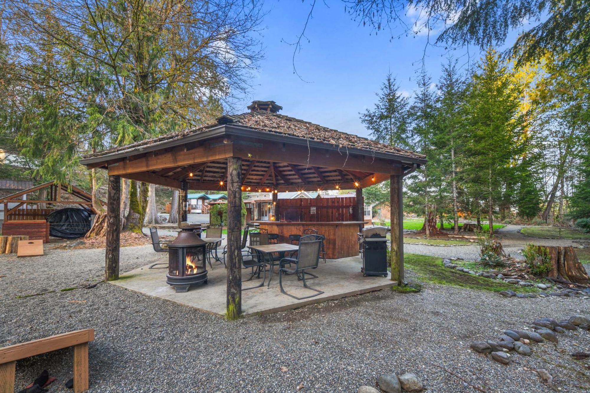 Robin Hood Village Resort Union エクステリア 写真